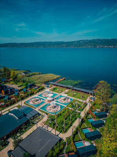 Sapanca romantik tatil göl manzarası
